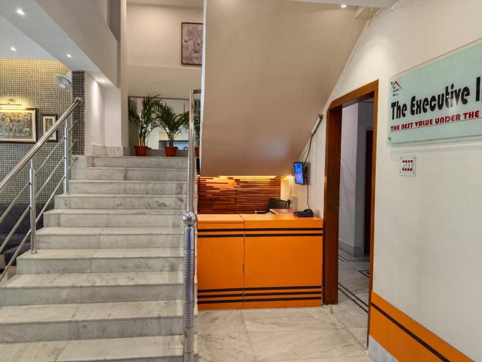 The Executive Inn Ґувахаті Екстер'єр фото
