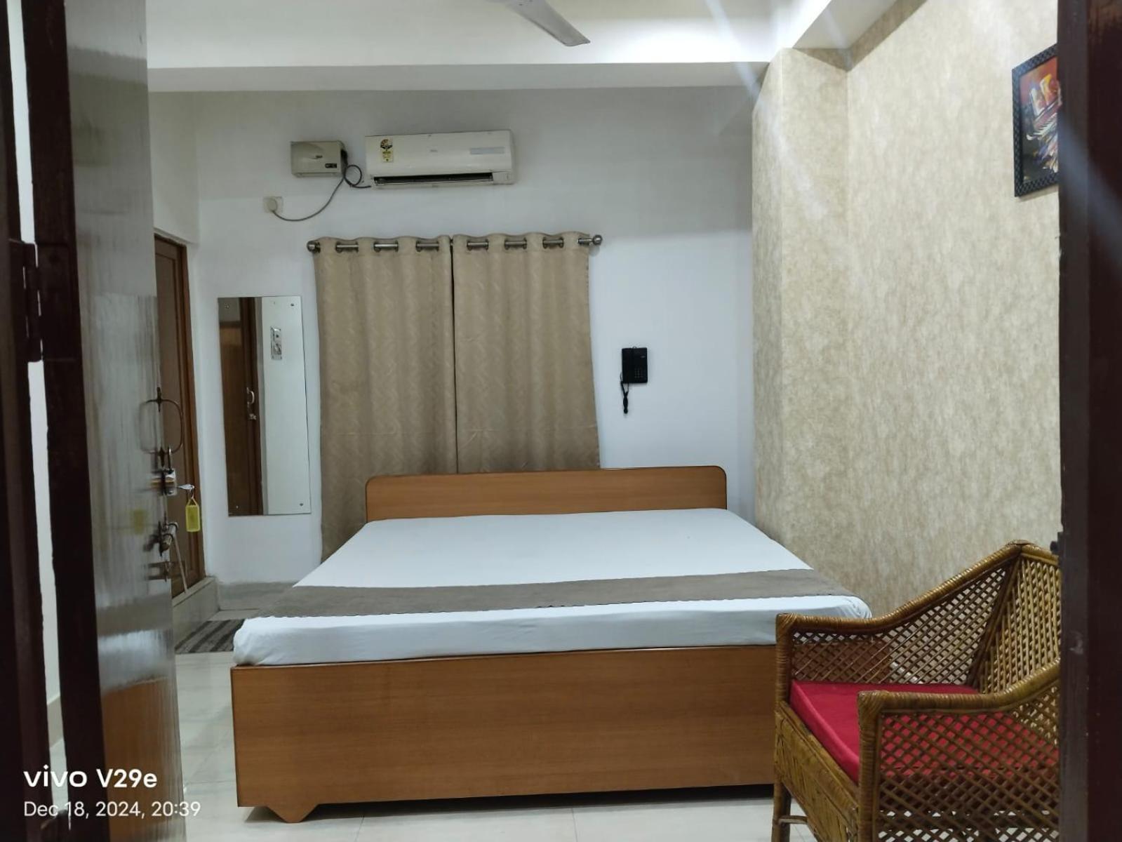 The Executive Inn Ґувахаті Екстер'єр фото