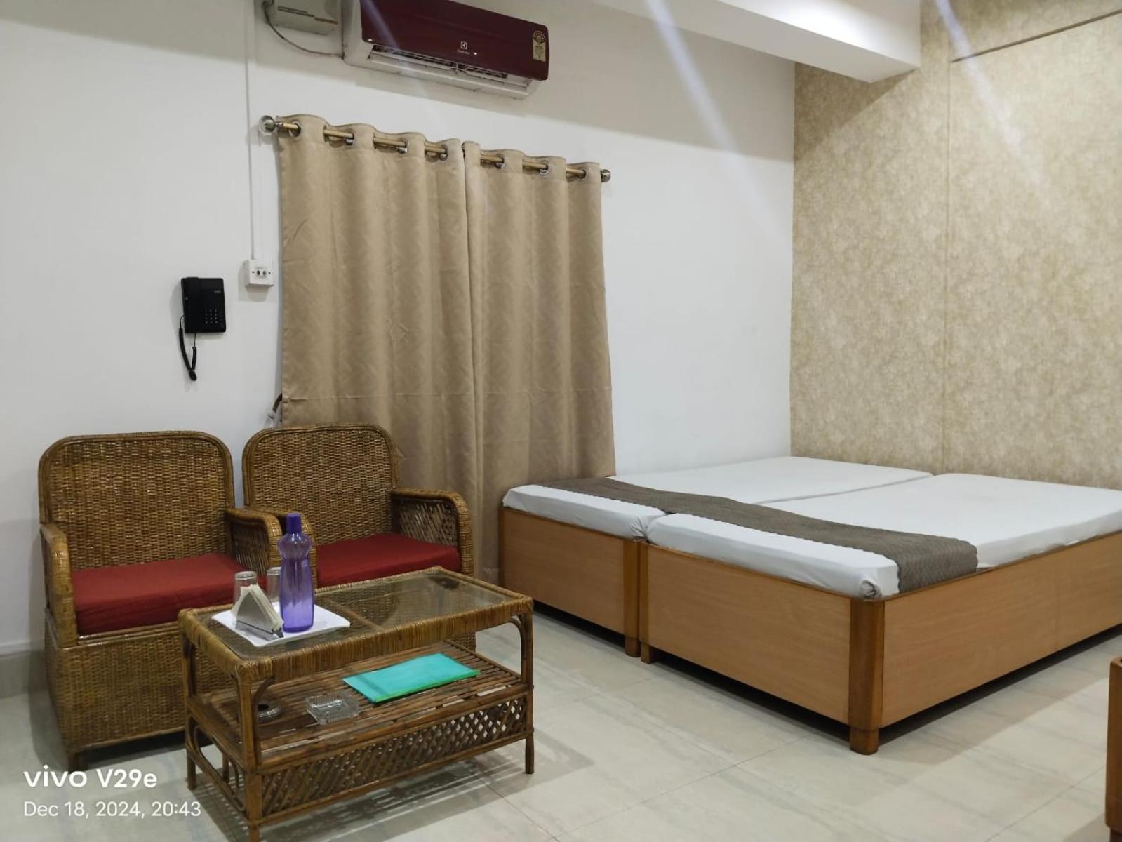 The Executive Inn Ґувахаті Екстер'єр фото